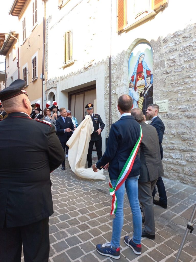 Gualdo Todino, benedetta edicola votiva della Virgo Fidelis 2