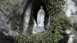 Lourdes_mini