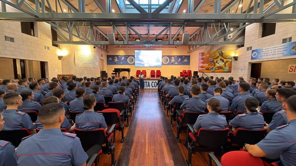 Gli Allievi Carabinieri di Velletri alla Comunità Incontro 2