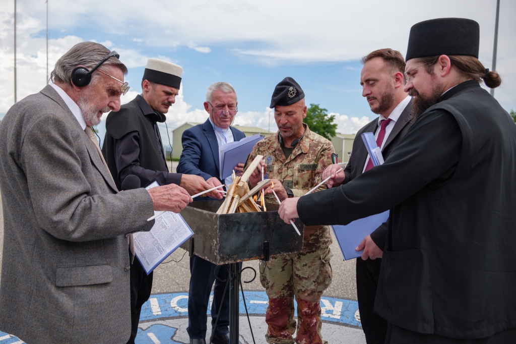 Kosovo a Camp Villaggio Italia il dialogo interreligioso 4